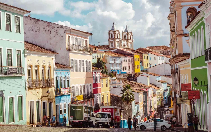 Cartier rezidențial colorat din Brazilia